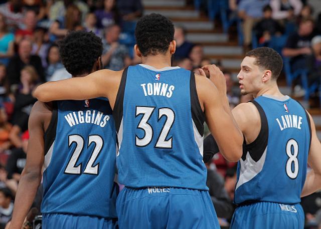 到两名轮换 到两名轮换