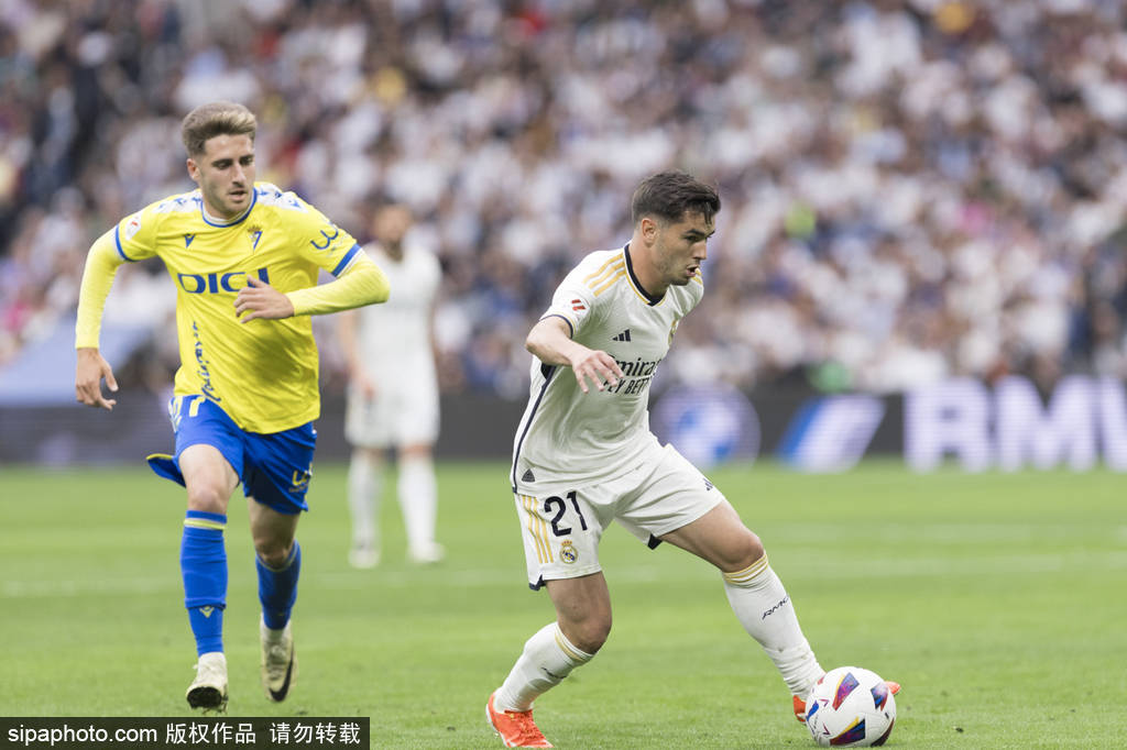 都被深深定 都被深深定