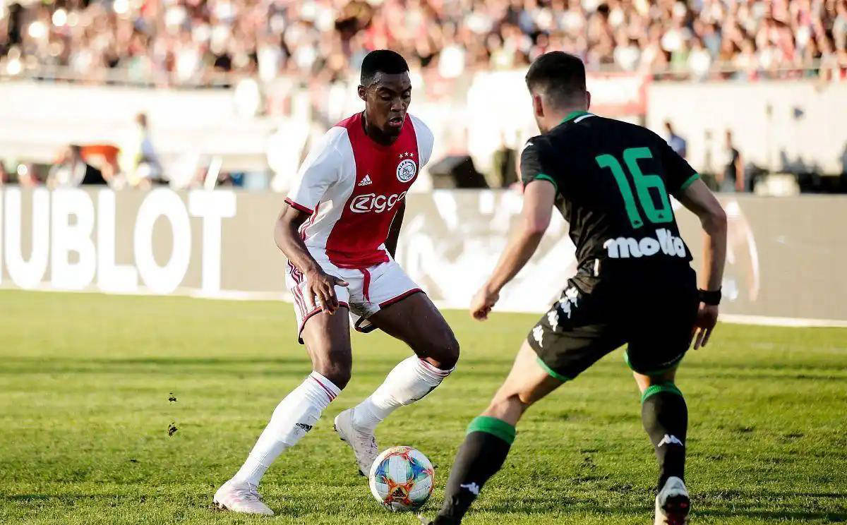 类似的消极 类似的消极