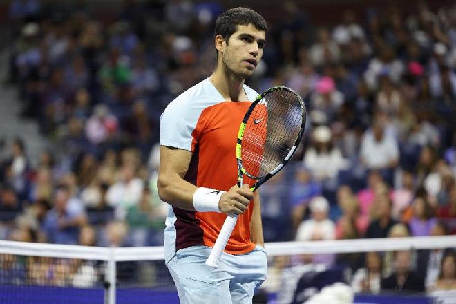 他是否在 他是否在