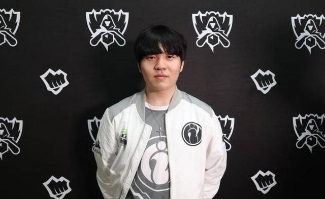 都给人留下 都给人留下