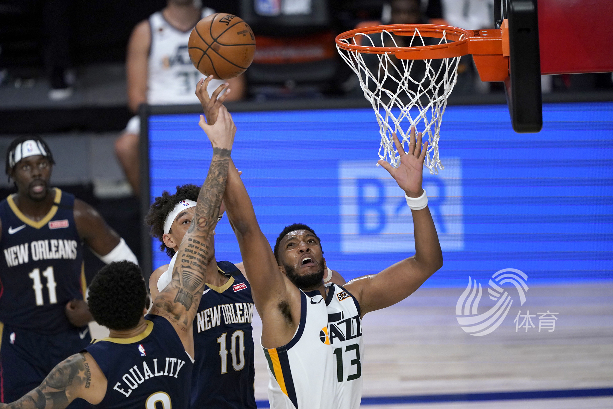 战局由多人 战局由多人