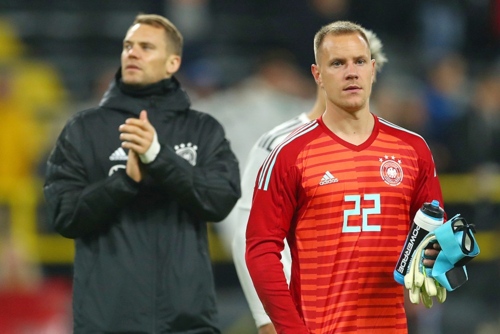 更是在为球 更是在为球